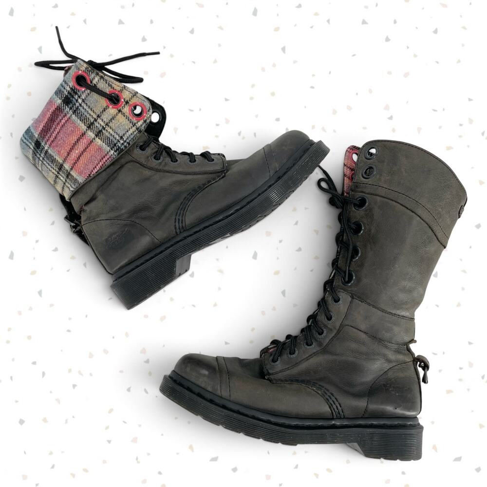 Dr. Martens Triumph Boots Leather Pirate Style Fold Down Tartan Plaid Lining 7